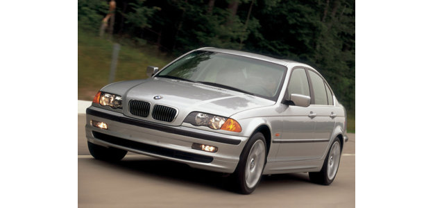 2000 BMW 323