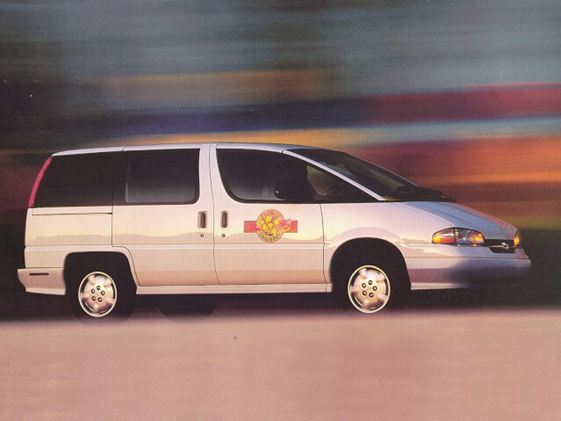 1996 Chevrolet Lumina APV Reviews, Specs and Prices